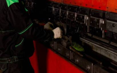 Все виды услуг по металлообработке в Твери  — Гибка труб — фото